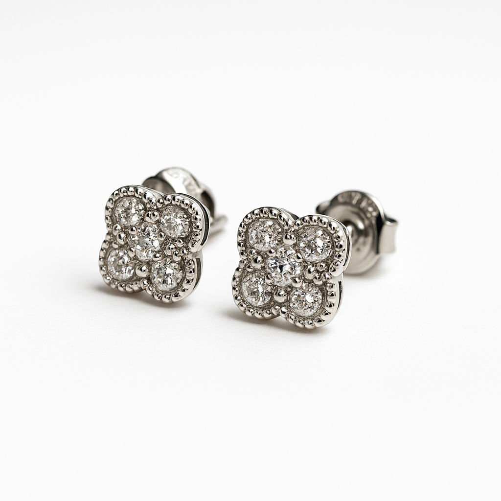 Négylevelű köves ezüst fülbevaló 925%