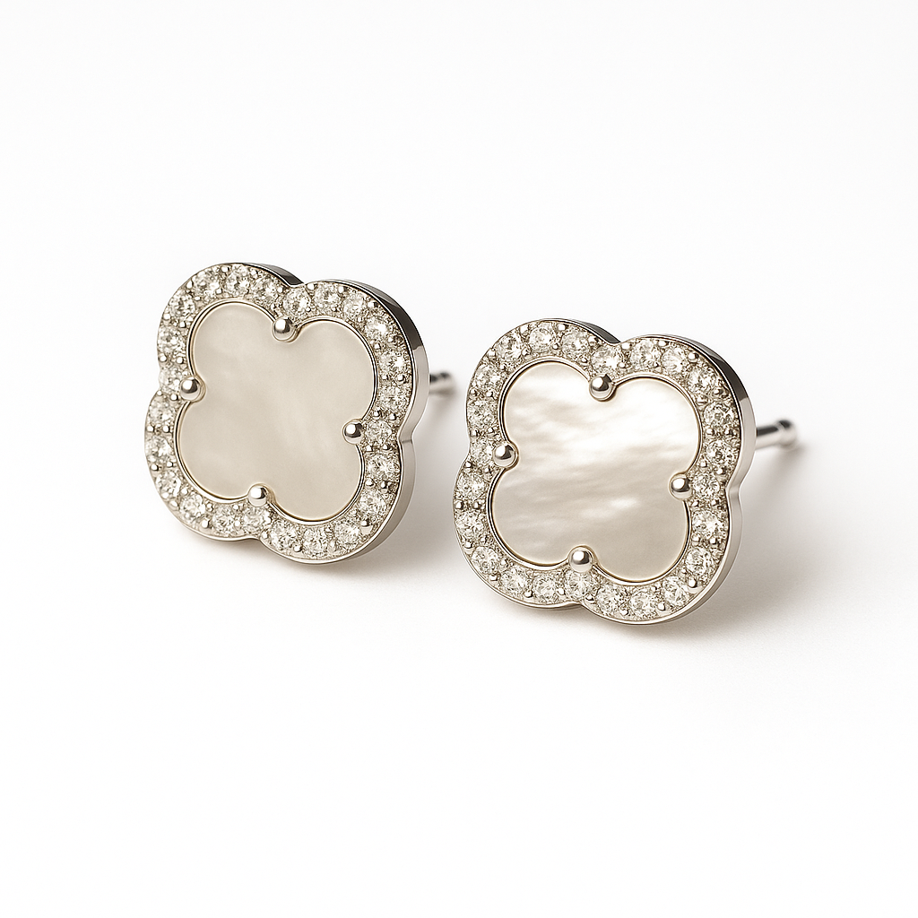 Van Cleef kagylóberakásos ezüst fülbevaló cirkónia kerettel 925%